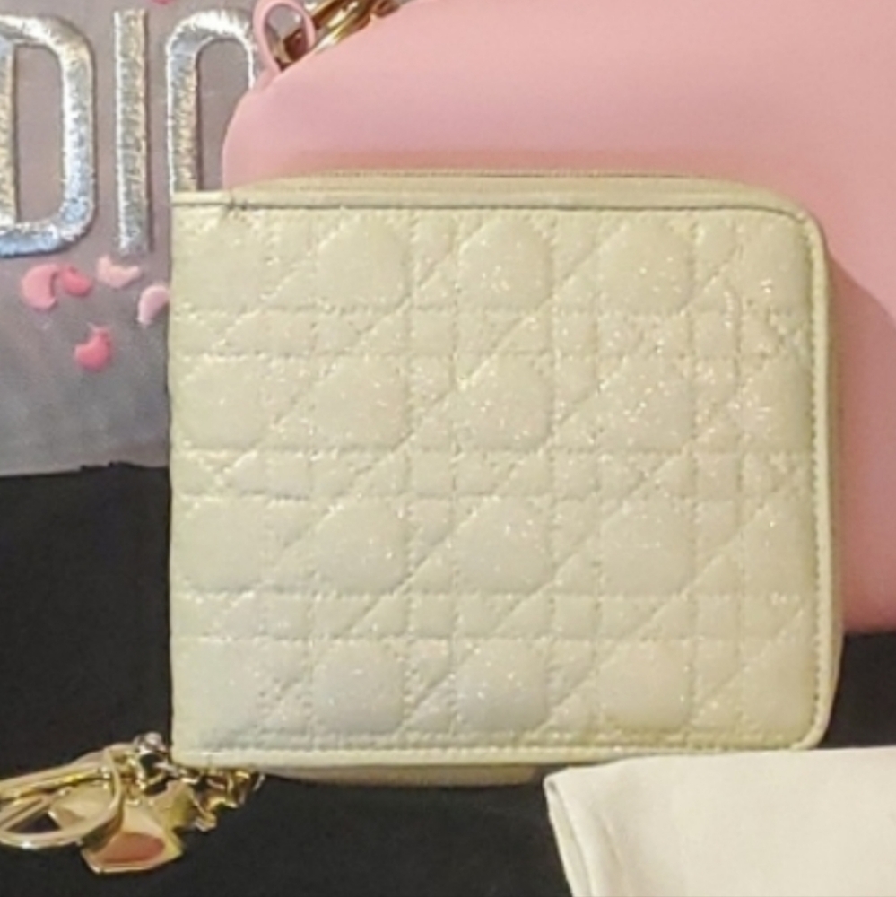 Dior Cannage Zip-around Wallet with Charms - Picture 15 of 16